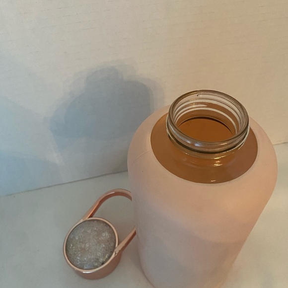 Apana Reusable Glass Water Bottle, Prach/Pink Silicone Sleeve, Sparkle Top 20 oz - Picture 4 of 7